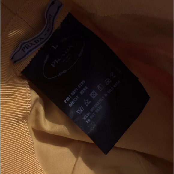 Terry cloth Prada hat - Picture 4 of 5